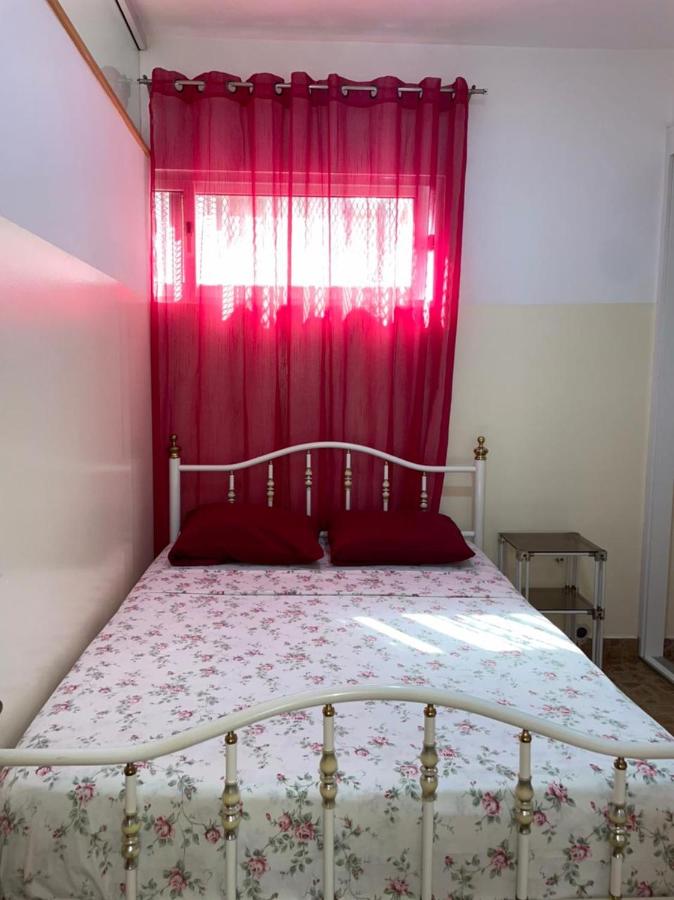 Deluxe Doppelzimmer (2 Erwachsene & 1 Kind)