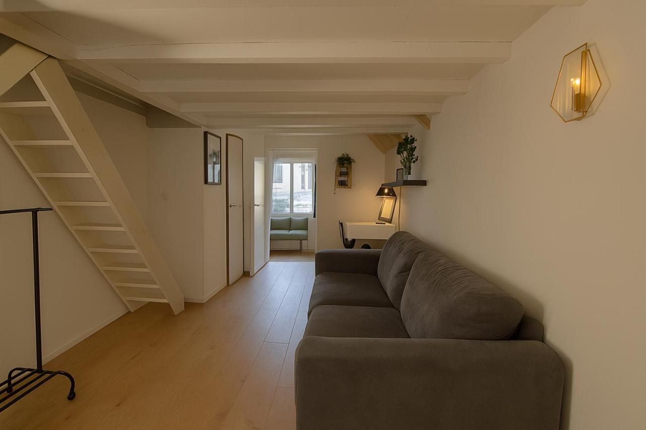 T4 Sur La Place de La Comédie - B&B Montpellier