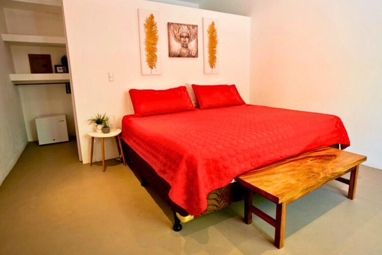 Camera King con Vista Piscina