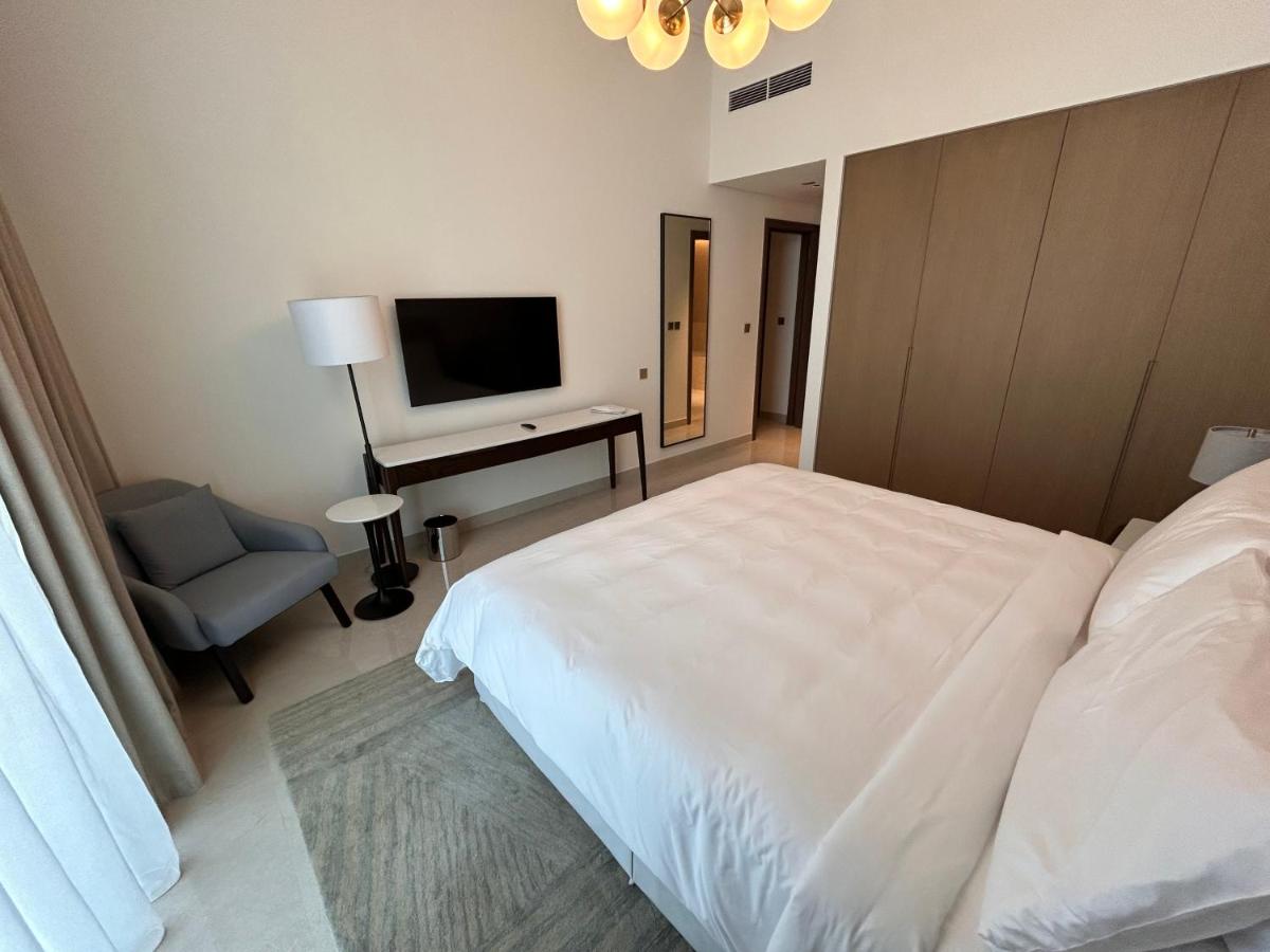 Appartamento con 2 Camere da Letto, Balcone e Vista mare