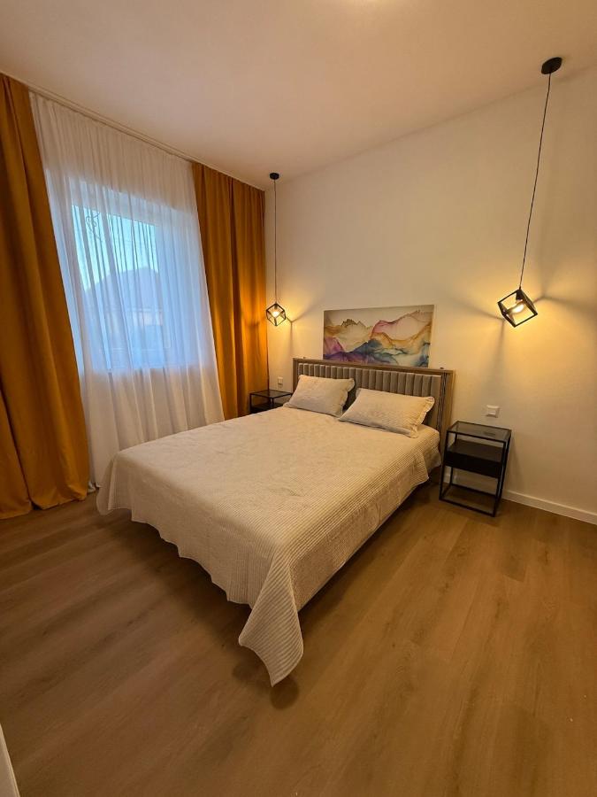 Luxury house in the center with its own parking - Ferienwohnung Levice