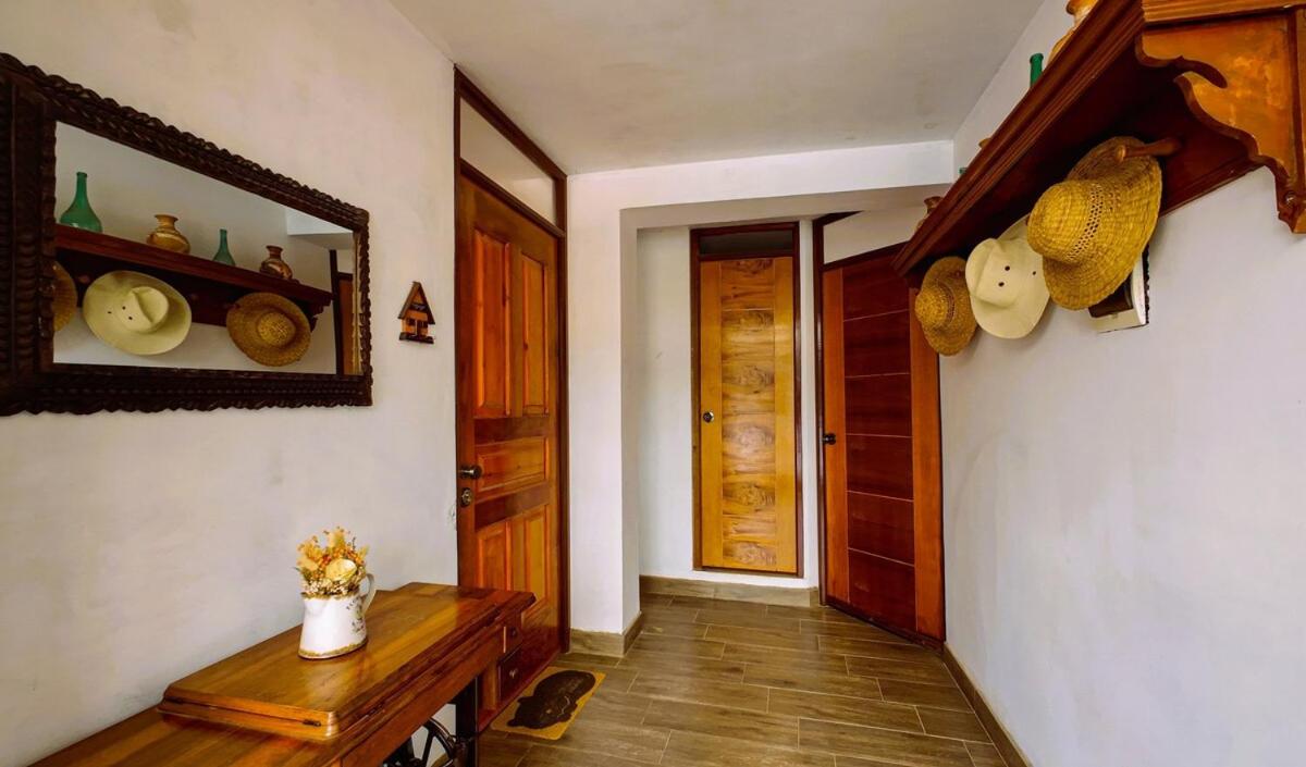 Fundo Venegas & Montoya - Bed and Breakfast Jauja