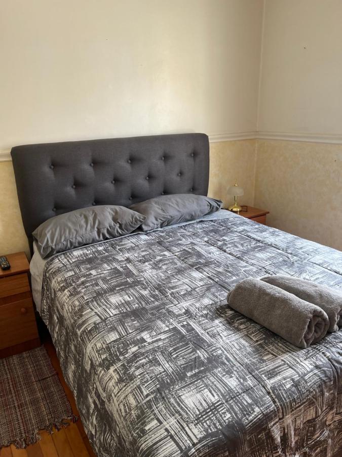 Camera Matrimoniale Standard con Bagno in Comune