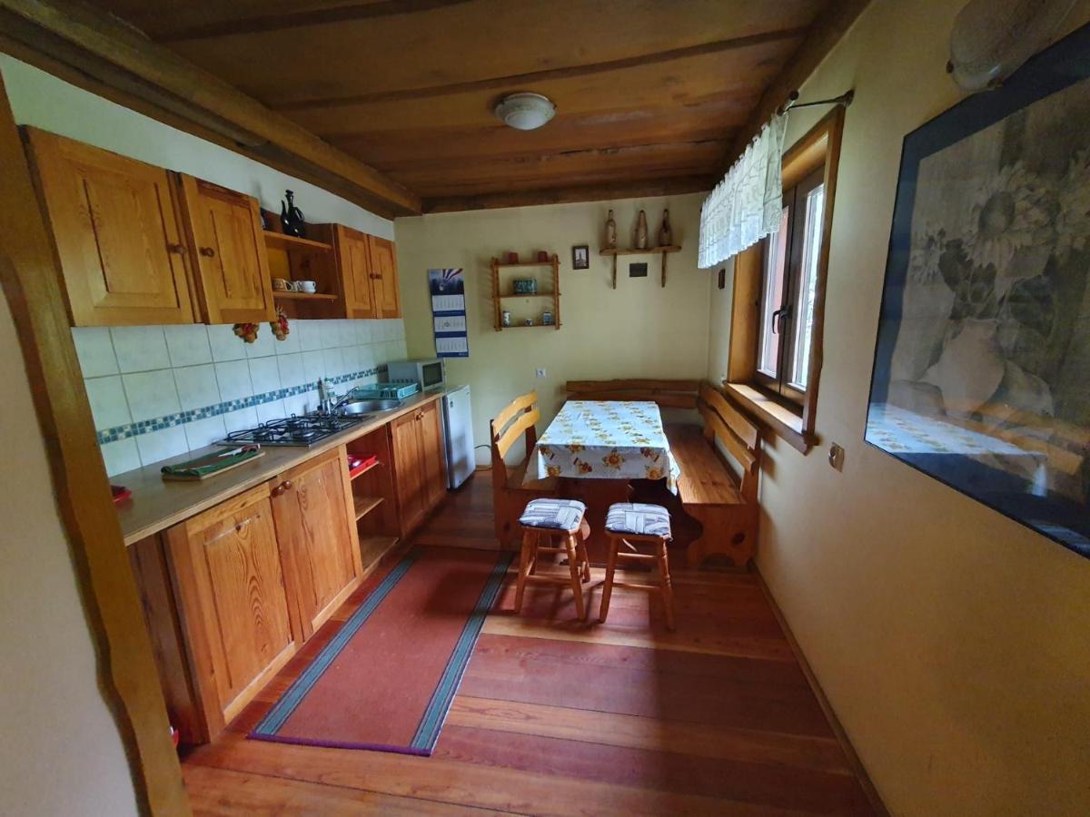 Domki Bartoszówka - B&B Okrężnica