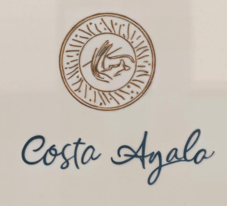 Costa Ayala - Bungalow 2 with 2 dbl beds and 3 sofas - B&B Los Ayala