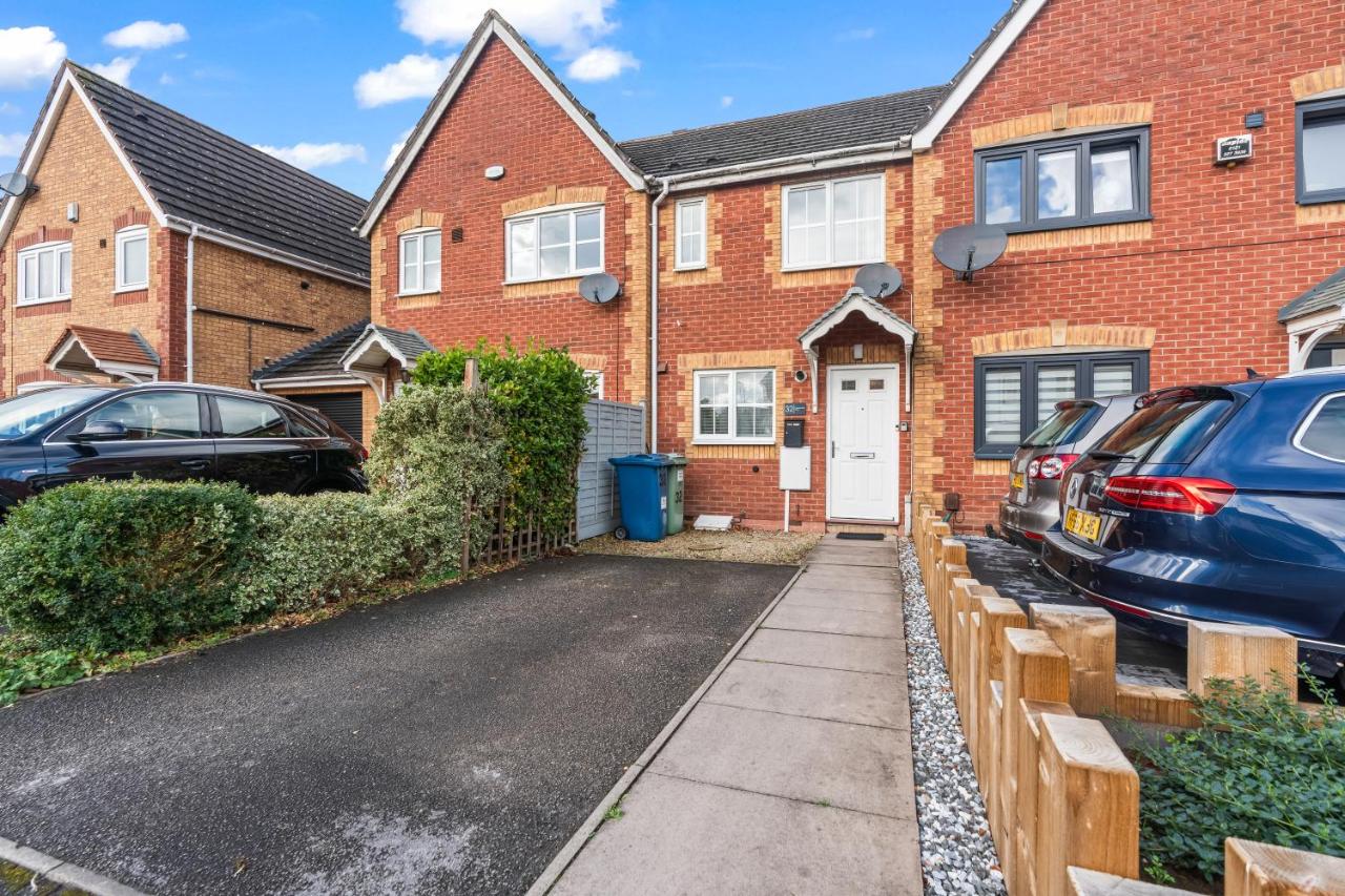 Central Peaceful Home with Parking, Wi-Fi and Garden - B&B Stafford