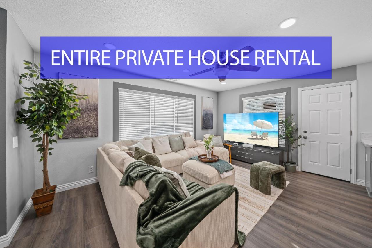 Entire Private 4BR-3Bth, King Bed, Gated Yard, Parking, Ranch, Available Now - B&B San Diego