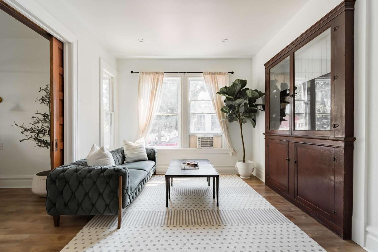 Stay Portland - The Étoile Suite - Nob Architecture & Boutiques - Bed and Breakfast Portland