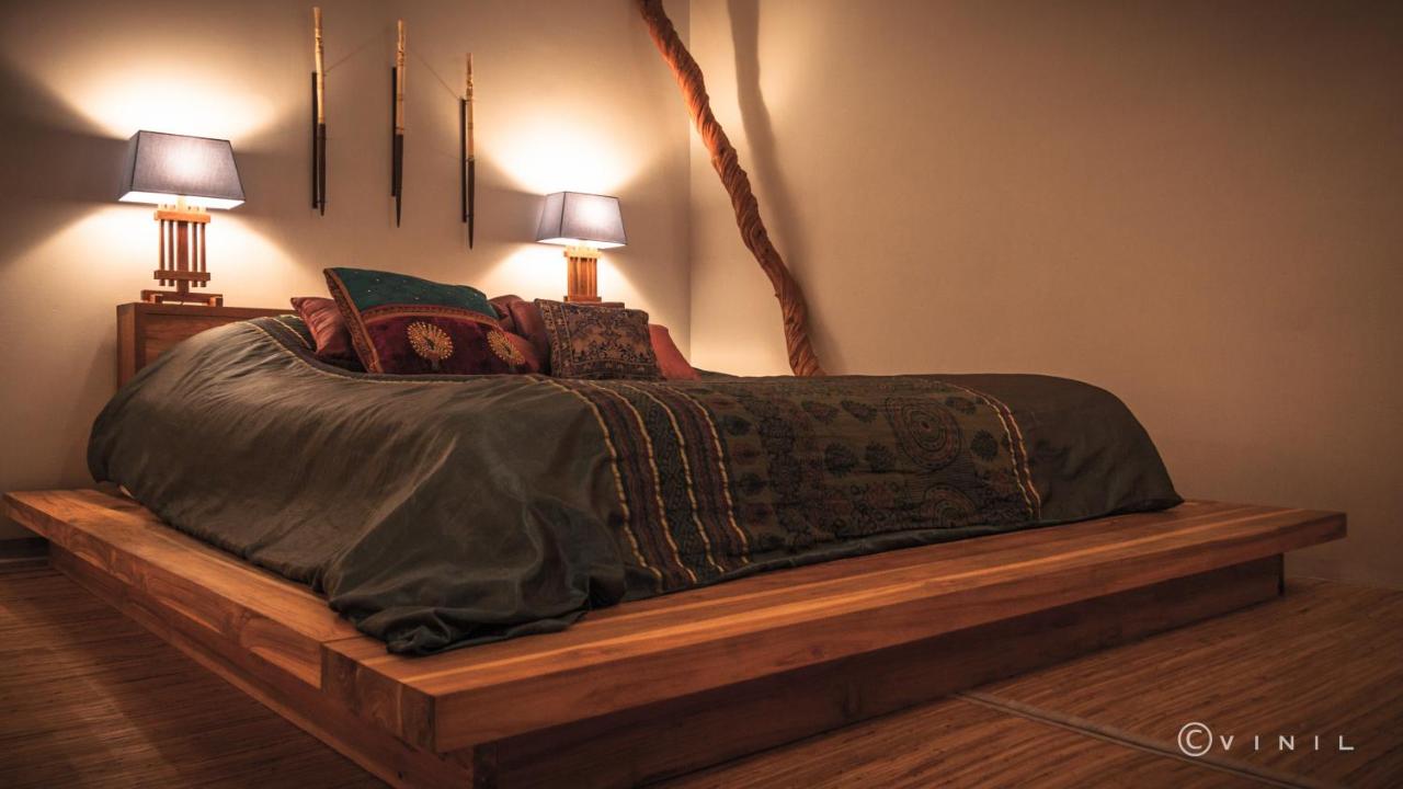Studio with Spa Bath - CANGUU