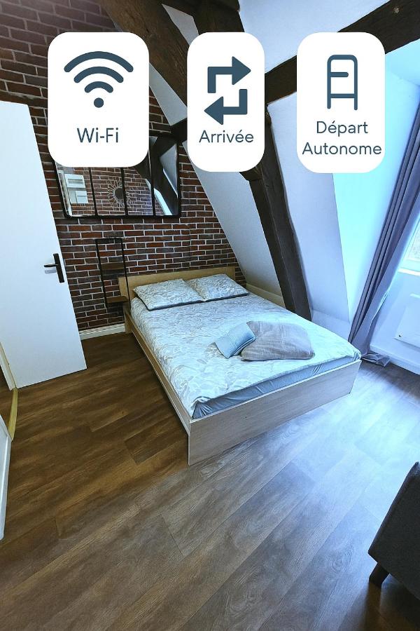 Studio 20 minutes à pieds de la gare de Montluçon - B&B Montluçon