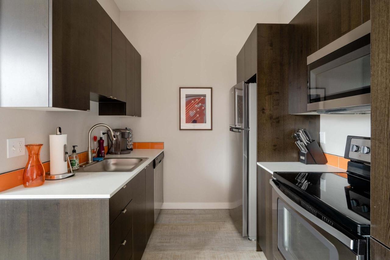 Stay Portland - Retro Modern 2-Bedroom with 90 WalkScore - B&B Portland