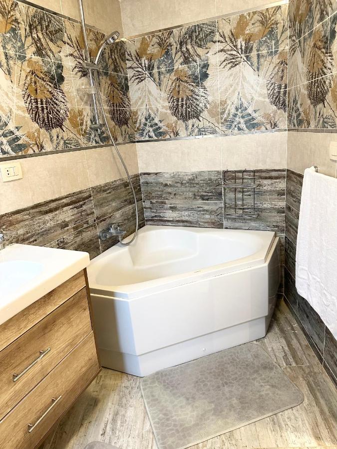 Luxurious apartment in cairo - B&B El Cairo