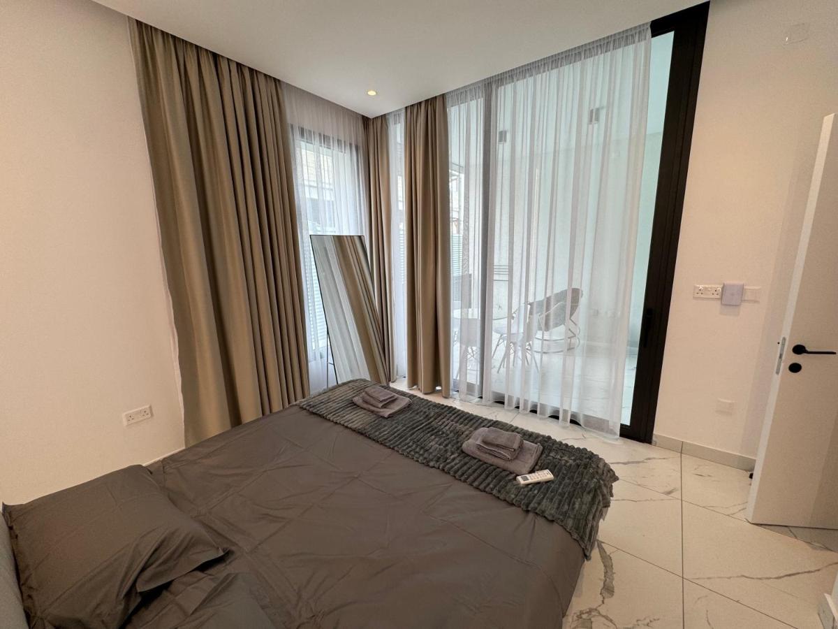 One-Bedroom Apartment with Balcony and Sea View