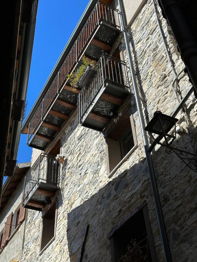 Romantic home stone with amazing view lake of Como and Oleandra - B&B Laglio