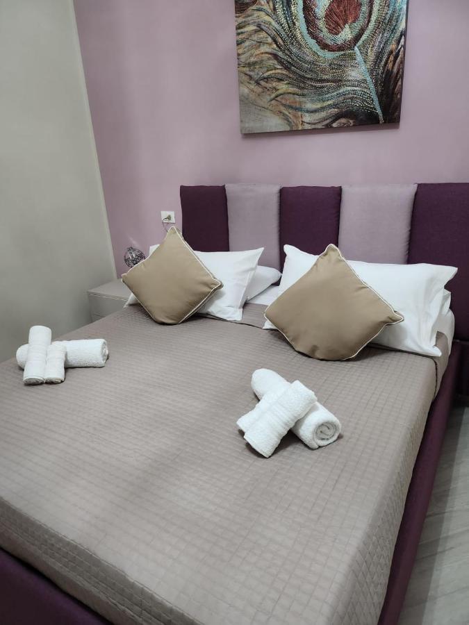 Camera Matrimoniale/Doppia con Letti Singoli con Bagno