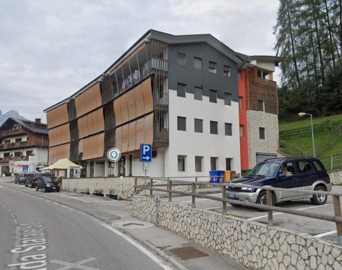 APPARTAMENTO 10 KM DA CORTINA - B&B Vodo