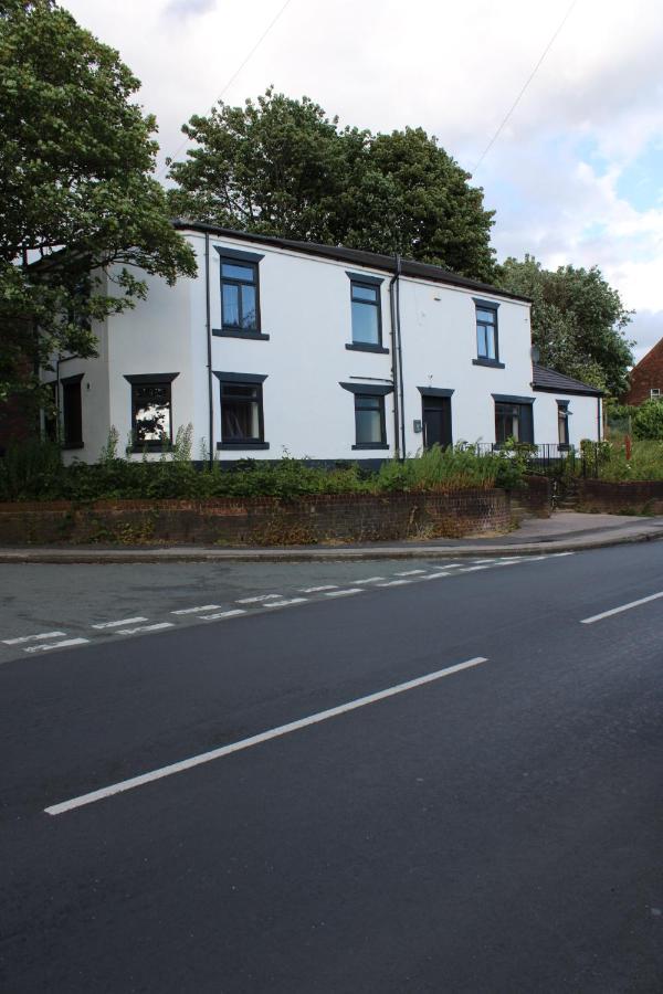 Midnight Stays - B&B Manchester