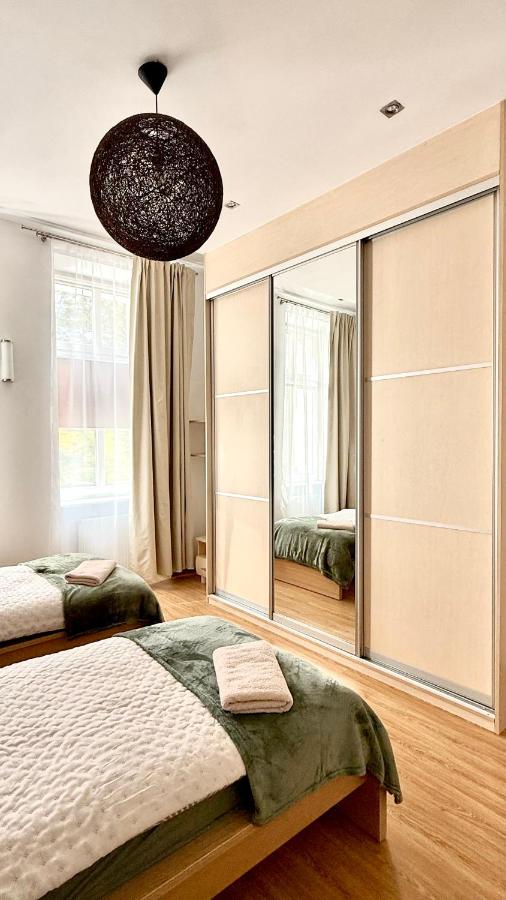 Beautiful Apartment in the center - spacious and cosy - B&B Szczecin