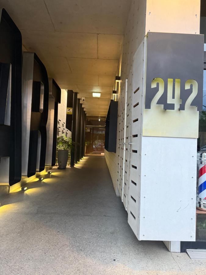 CBD COZY Apartment - Ferienwohnung Adelaide