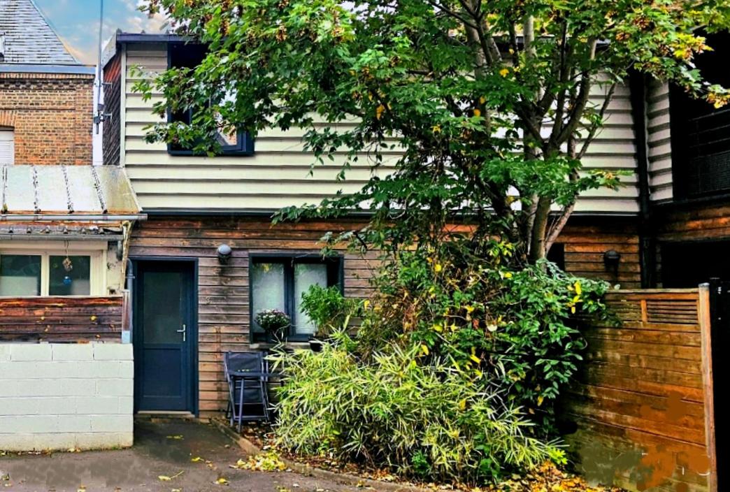 Maison Duplex Confort-Coté Cour et Jardins-Centre Gare - Ferienwohnung Amiens