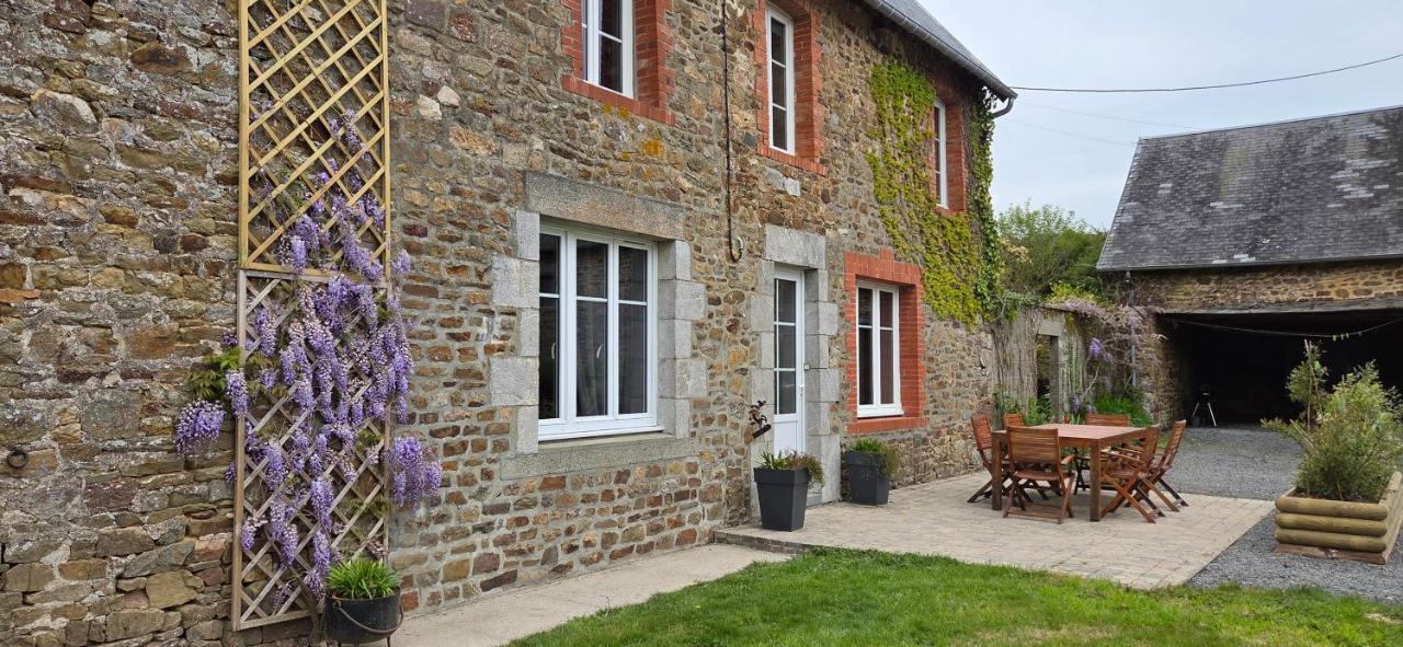 Gîte De L'arthour - Ferienwohnung Notre-Dame-de-Cenilly