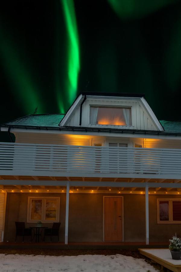 Warm and cozy apartment in Tromsø, free parking and near both airport, nature and busses - B&B Tromsø