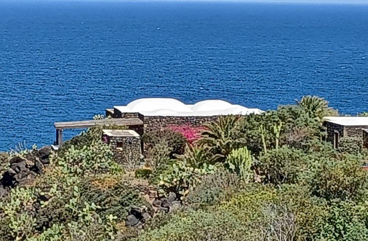 Dammusi A-mare - B&B Pantelleria