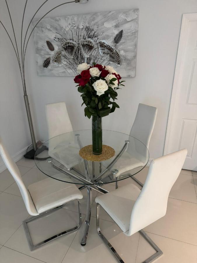 Apartment mit 2 Schlafzimmern und Balkon