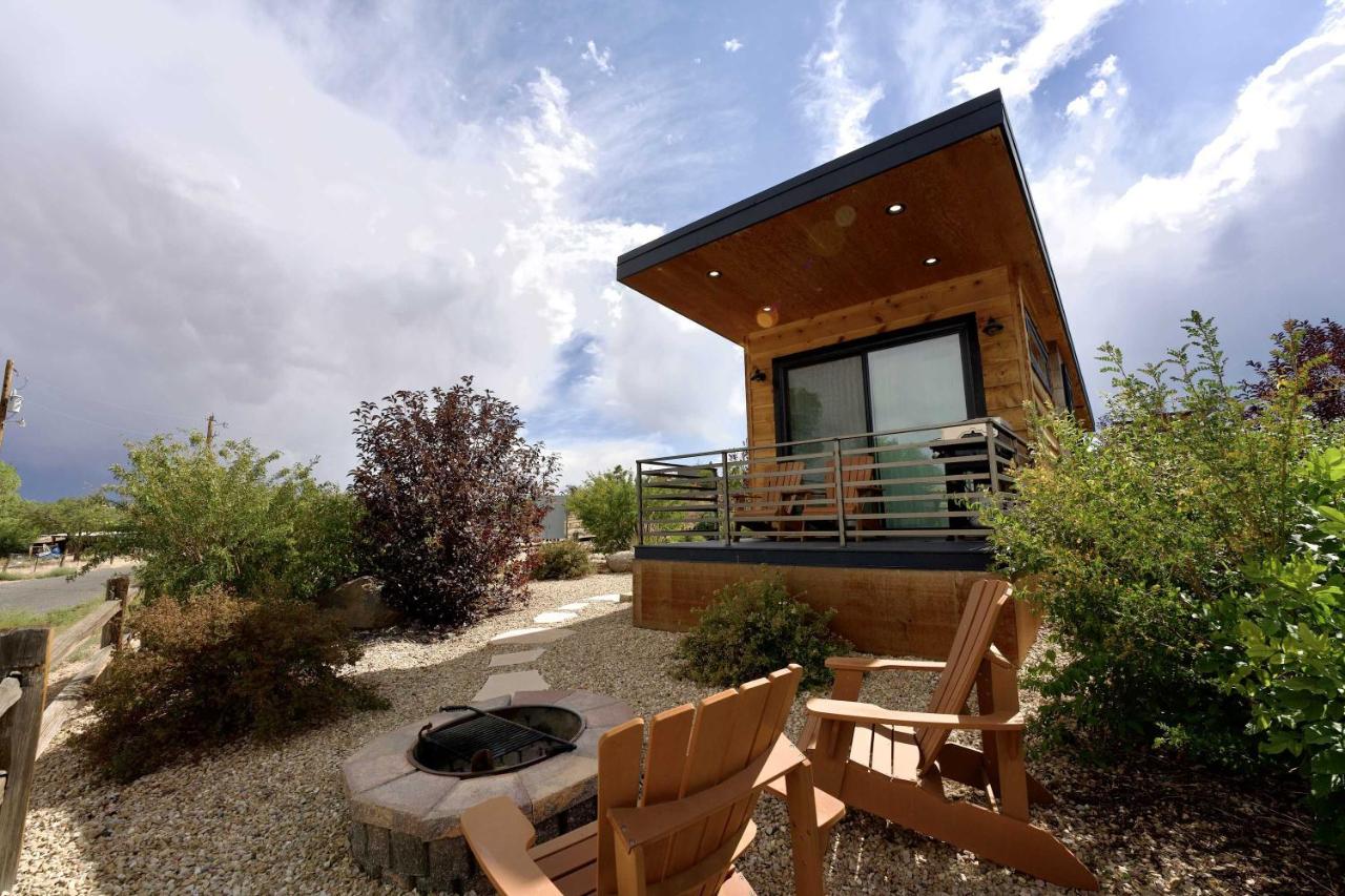 Escalante Escapes Wild Rose- King Escape - Bed and Breakfast Escalante