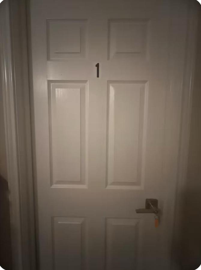 Room 1 - B&B Saginaw