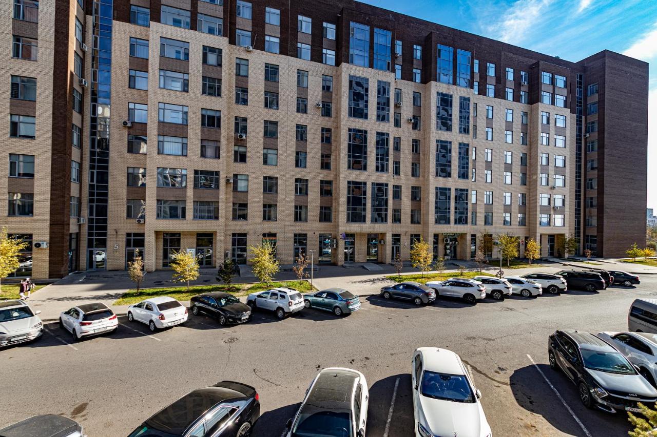 Cozy two-room apartment in Alpamys residential complex - Ferienwohnung Astana