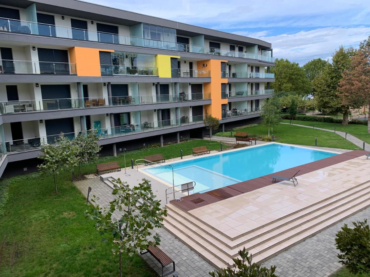Relax Apartman Siófok - Ferienwohnung Siófok