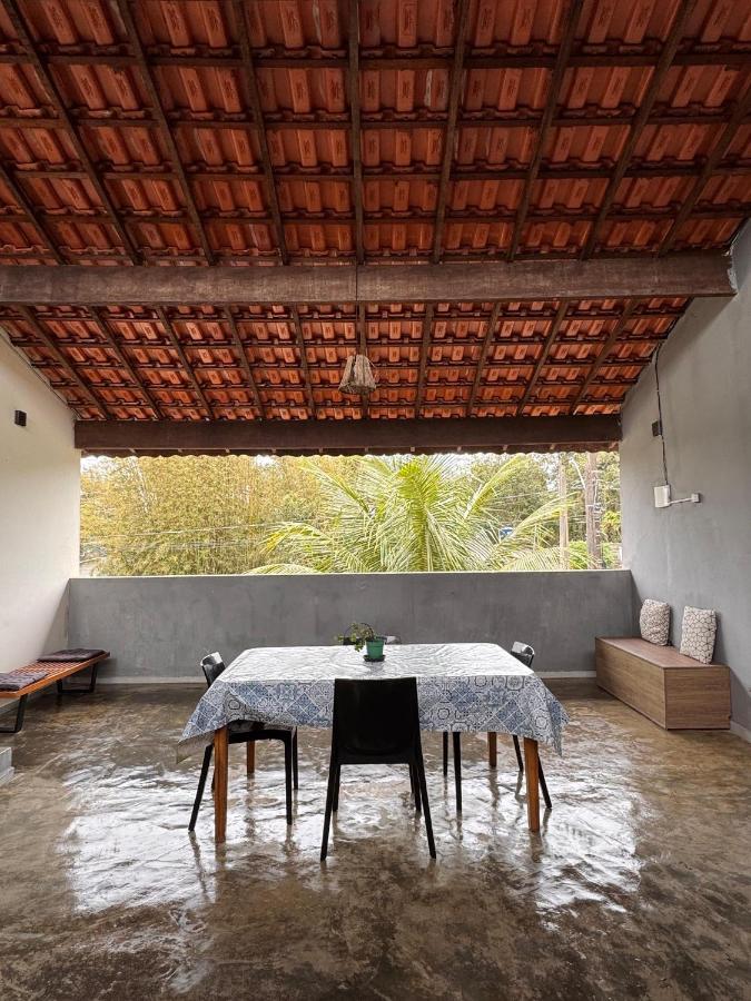 Chalé com Varanda Grande e Terraço Vista Mar - B&B Itanhaém