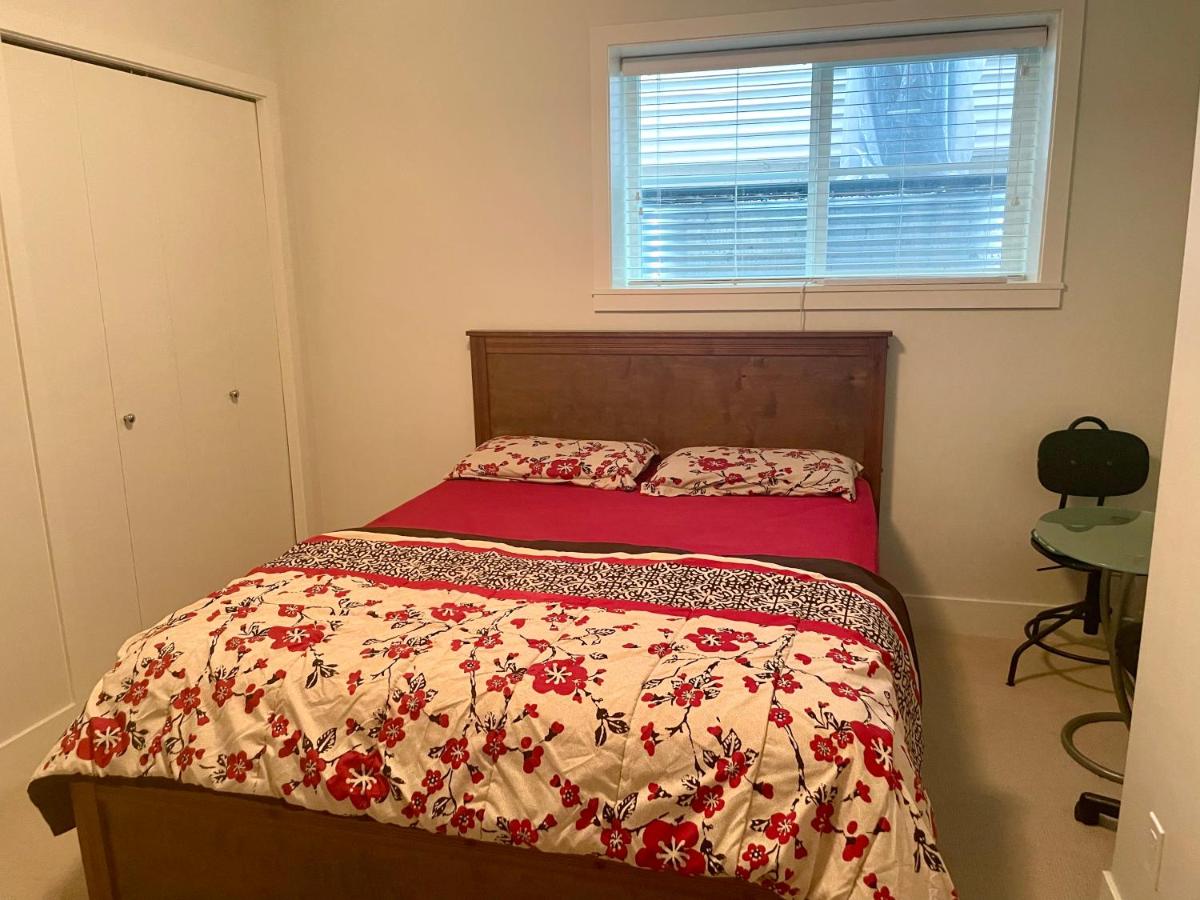 Lily Rentals - B&B Langley