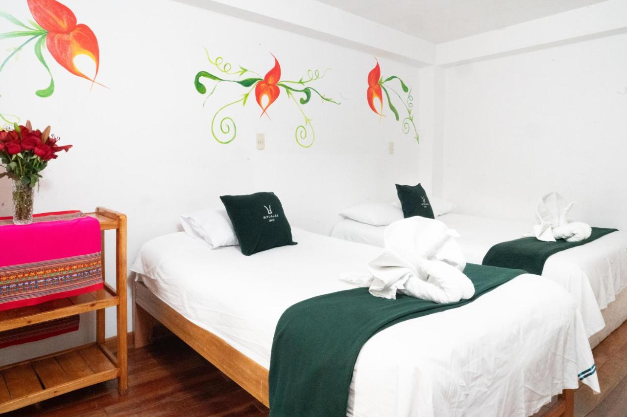 Familienzimmer mit Doppelbett