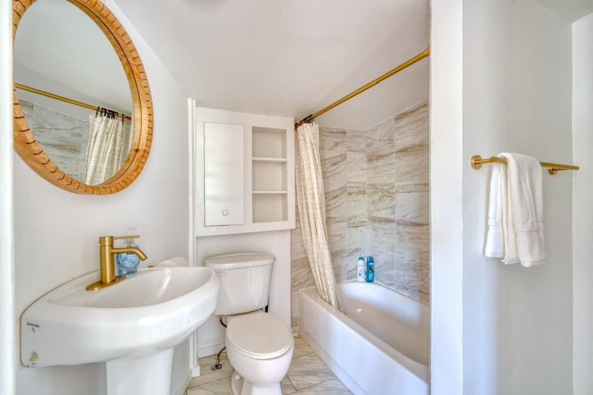 Forest Studio Oasis - Mile from Multnomah Village - B&B Portland