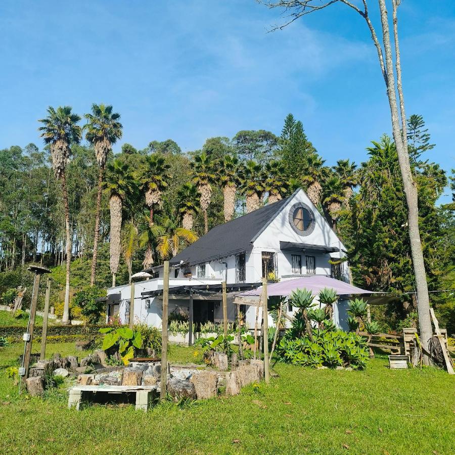 Hermosa Finca El Castillo - Excelente Ubicación Rionegro Marinilla - Ferienwohnung Rionegro