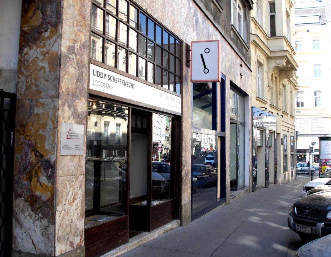 City Center Operastreet Apartment "Italy" - B&B Vienna