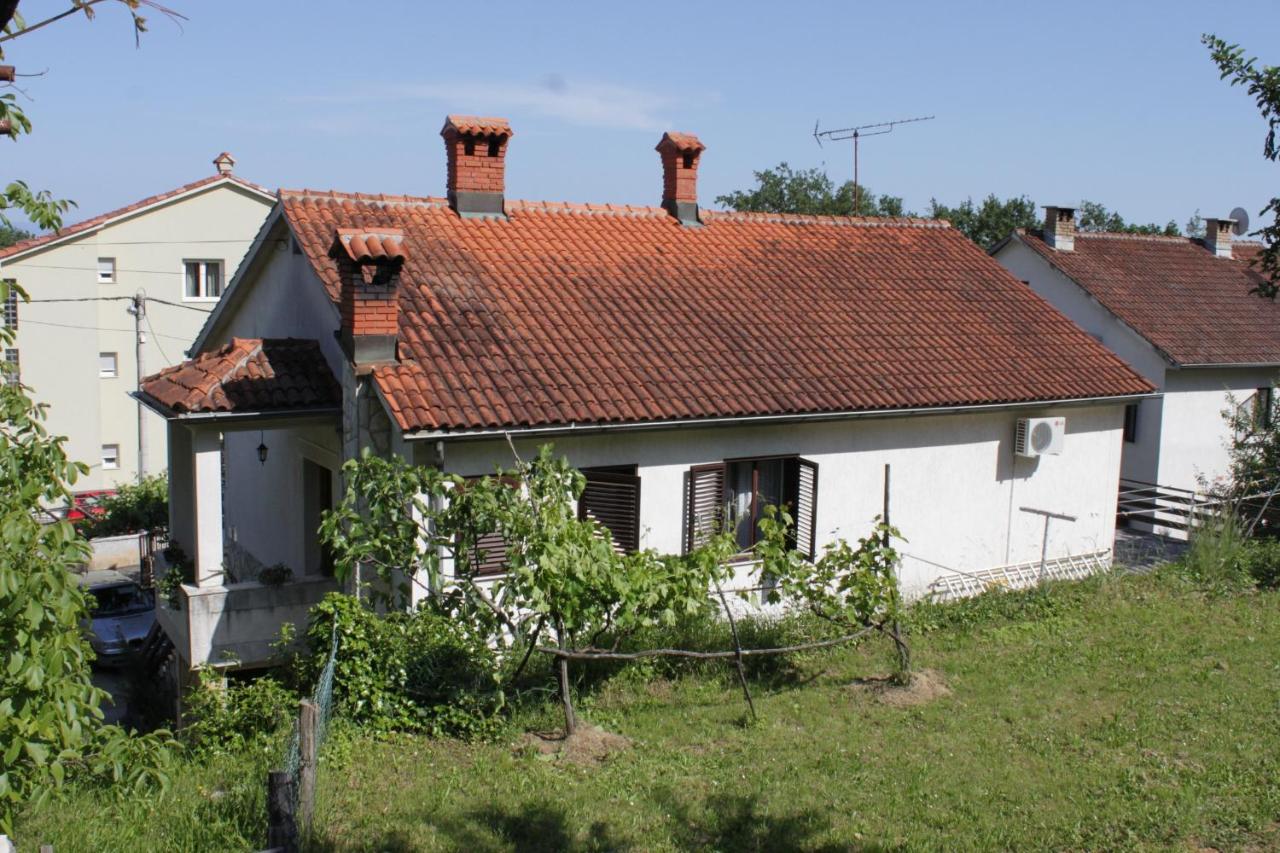 Apartments with parking space Opric, Opatija - 7695 - Bed and Breakfast Lovran