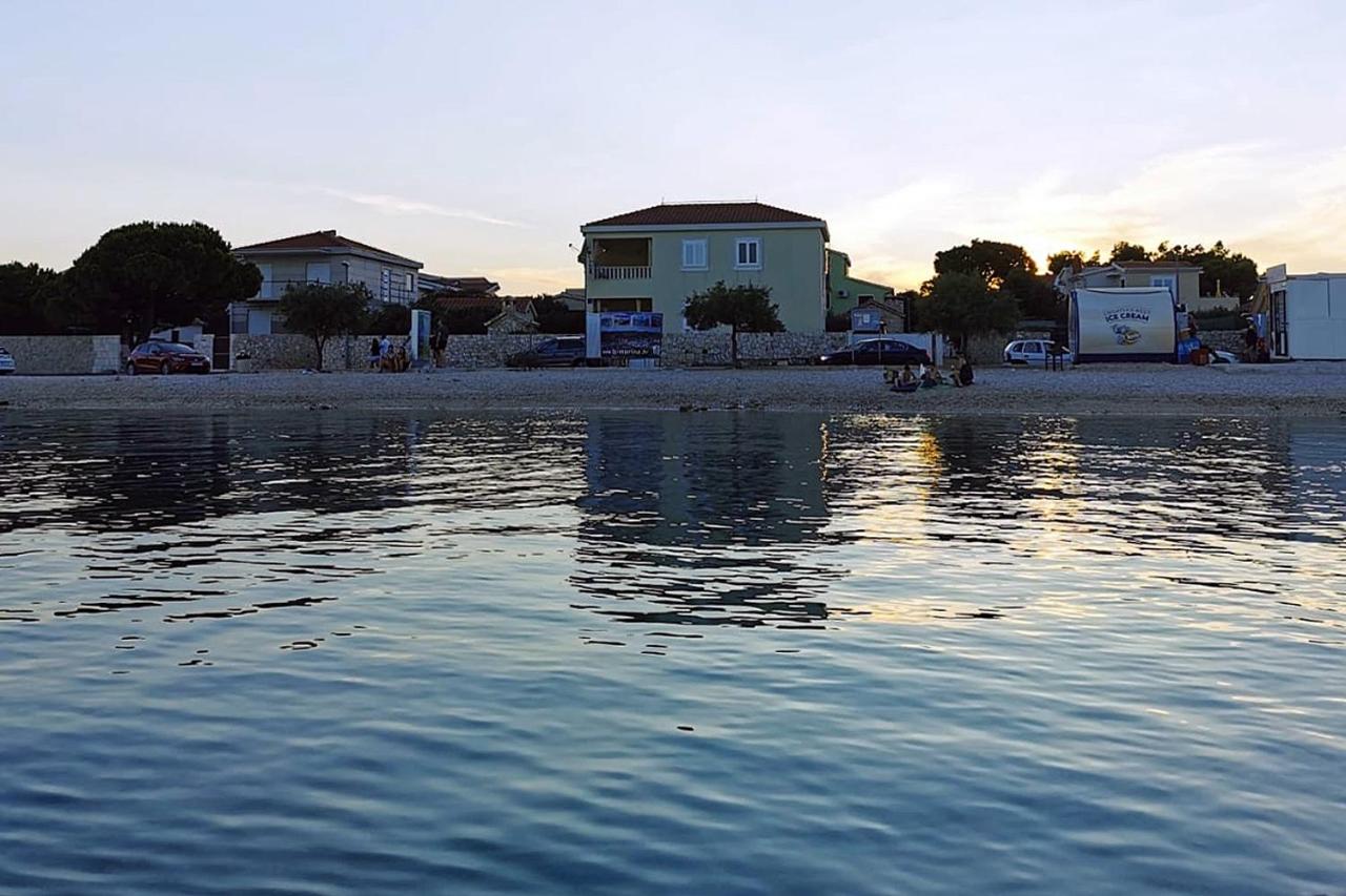 Apartments by the sea Sevid - Trogir - 12671 - B&B Marina
