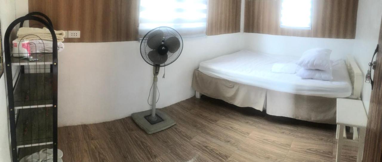 Tweepersoonskamer met Gedeelde Badkamer