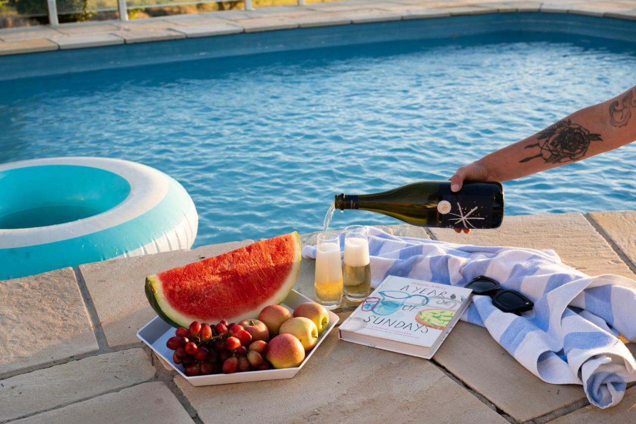 Allambie - Poolside Elegance in Mudgee Countryside - Bed and Breakfast Mudgee