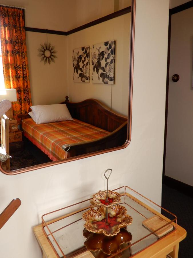 Eenpersoonskamer met Gedeelde Badkamer