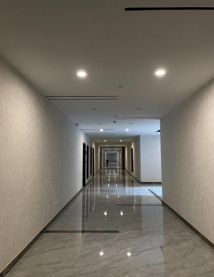 Zeta Mall Condo Pool above Mall below - B&B Islamabad