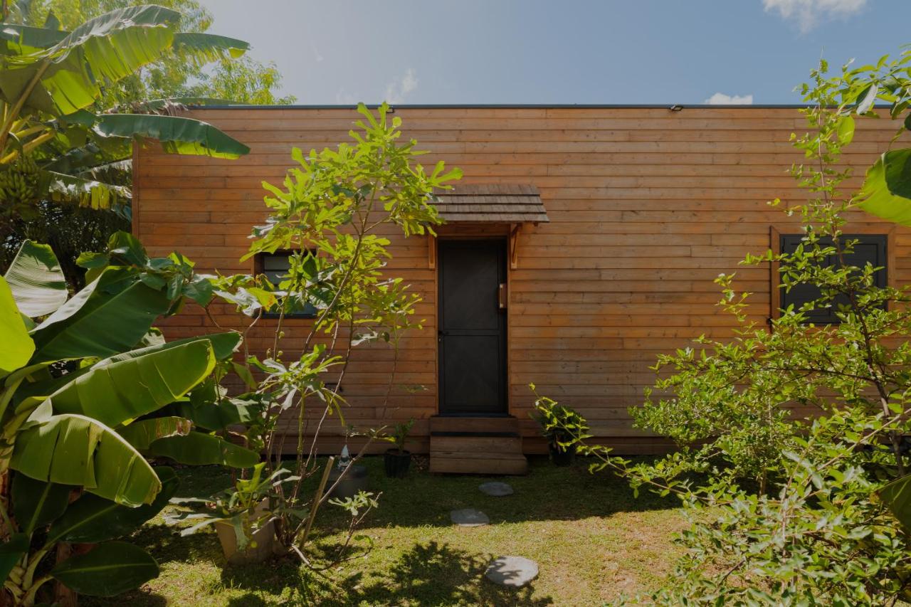 Maison de charme à 3 min de la mer - Habitation La Pinède - Chambres d'hôtes Sainte-Anne