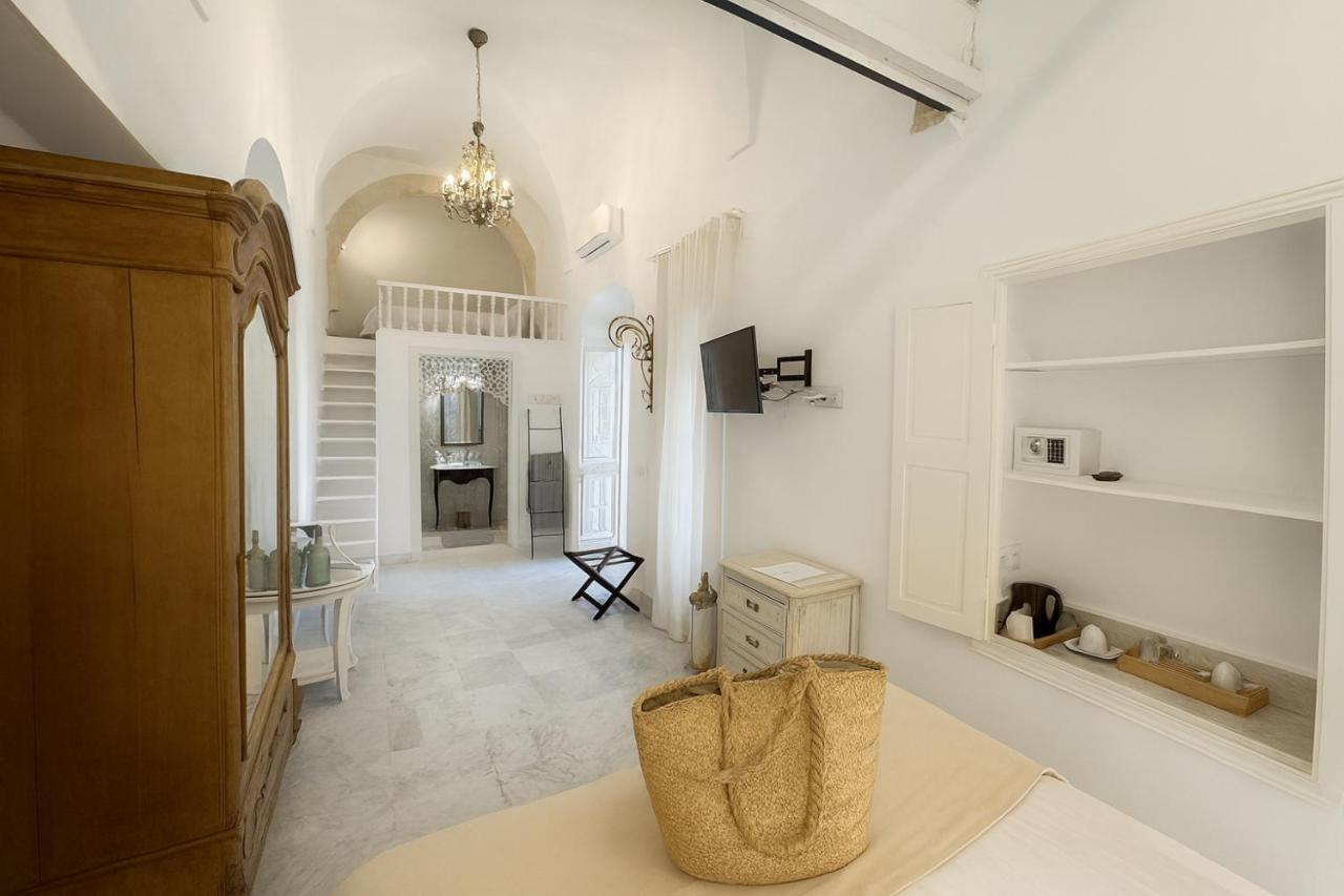 Camera Deluxe (2 Adulti + 1 Bambino)