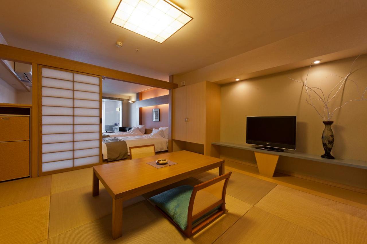 Superior Family Room