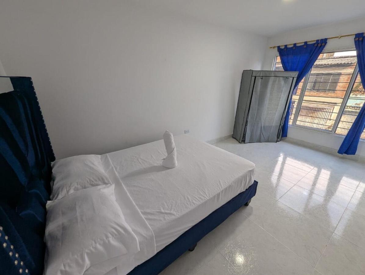 KINGDAVID HOSTEL-2do piso - B&B Cali