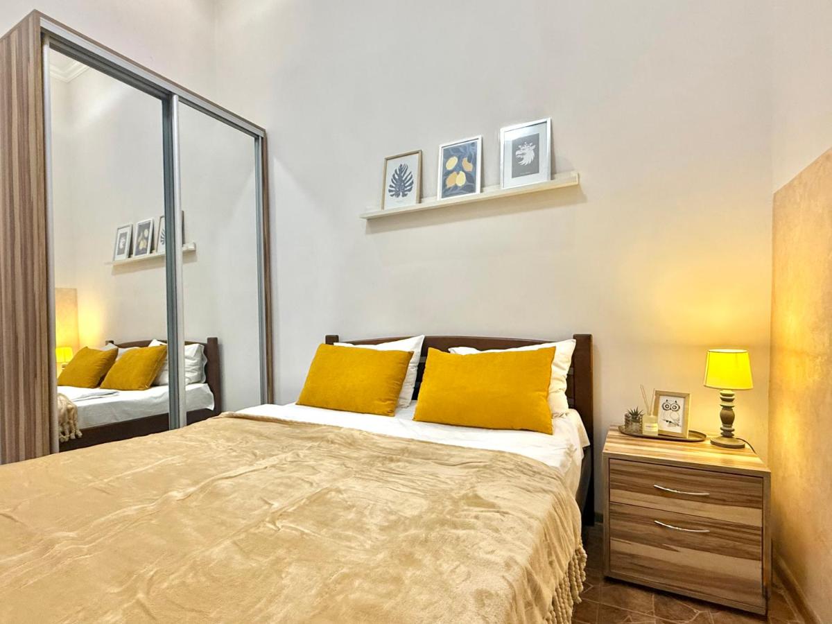 Studio Apartment Cute - Bed and Breakfast Lviv