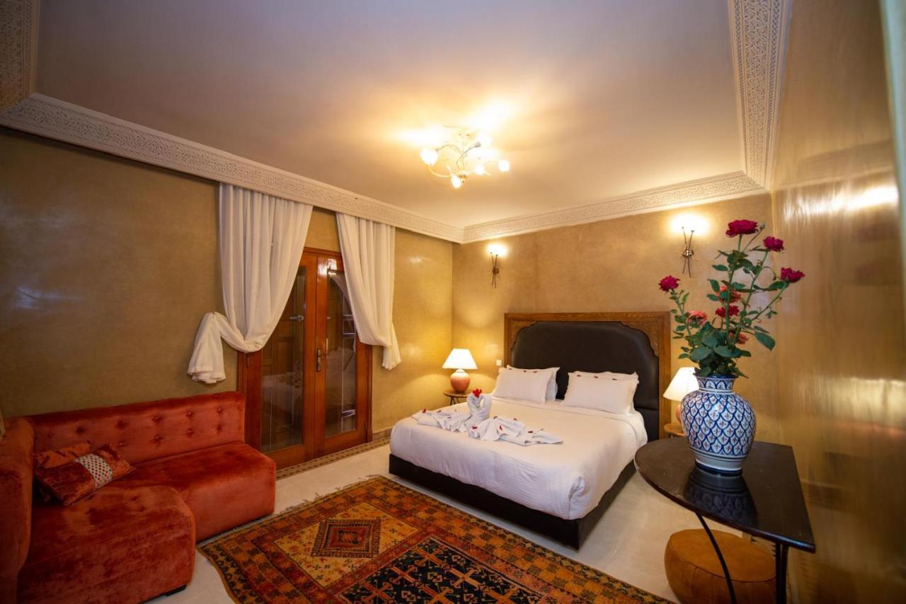 Habitación Doble con vistas a la piscina